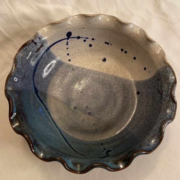 Vintage Cypress Pottery Studio Ruffled Pie Plate or Shallow Bowl Splatter Blue - Picture 1 of 8